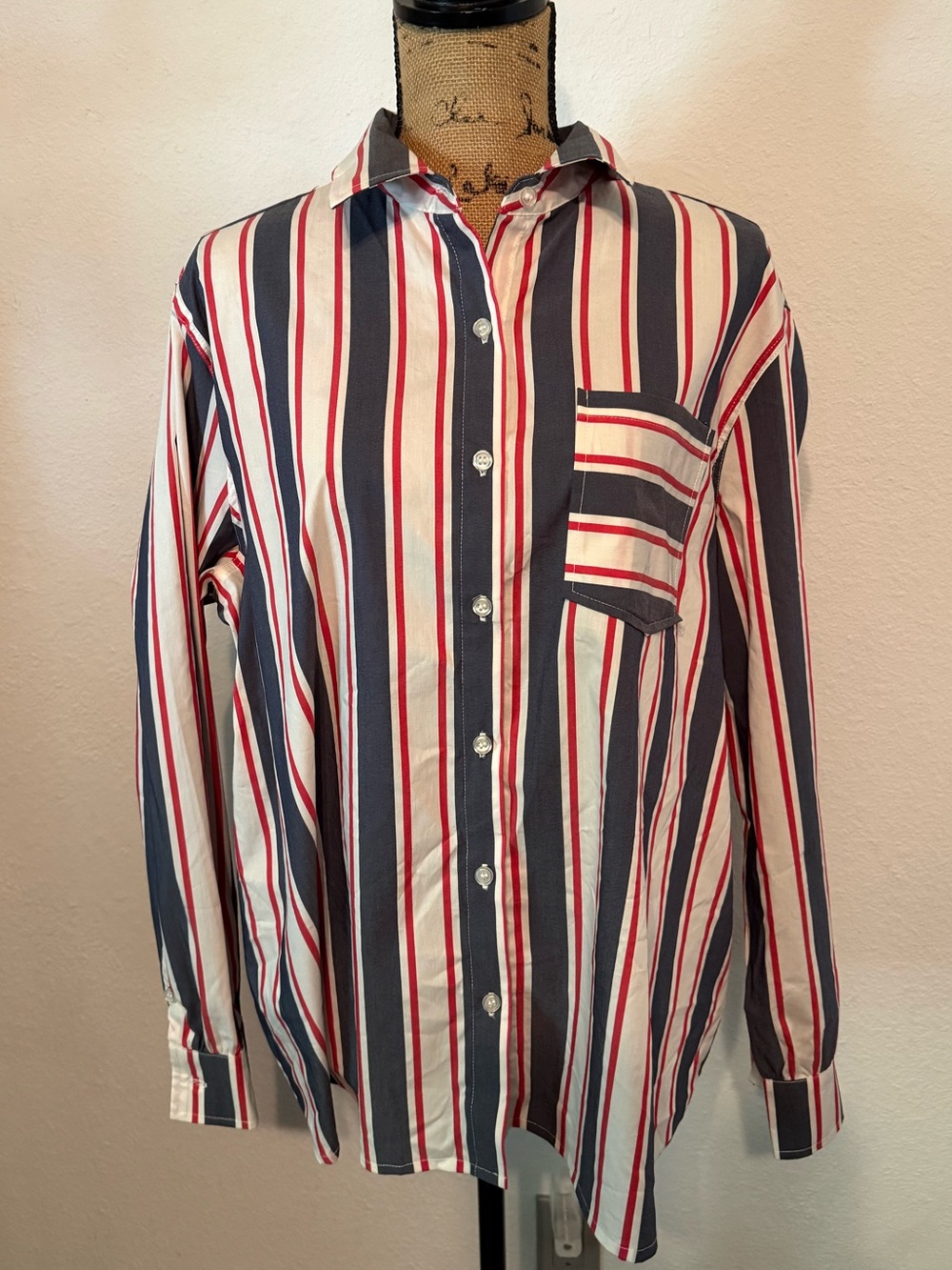 Solid & Striped Women’s Striped Oversized Button Up Cover up shirt Large